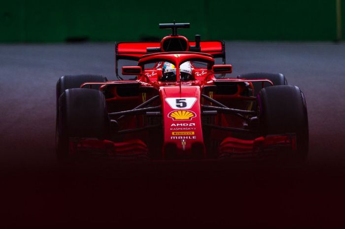 Aksi Sebastian Vettel (Ferrari) saat mengikuti salah satu sesi F1 GP Azerbaijan 2018 yang berlangsung pada Sabtu (28/4/2018).