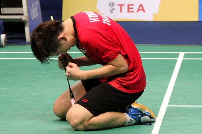 Pebulu tangkis tunggal putra Indonesia, Kunlavut Vitidsarn, bereaksi setelah memastikan gelar juara 