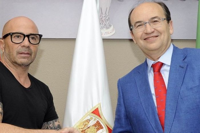 Pelatih Jorge Sampaoli resmi melatih Sevilla.