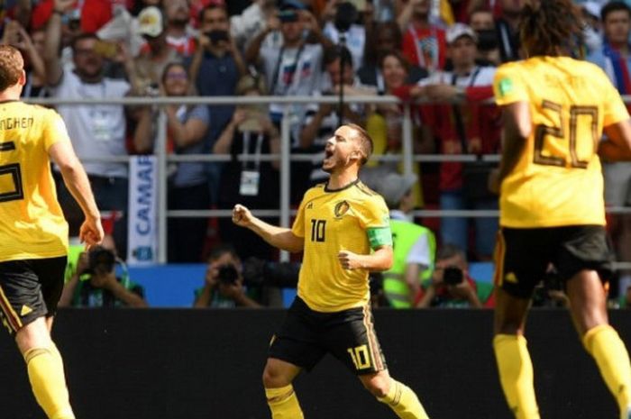 Eden Hazard merasakan gol Belgia ke gawang Tunisia pada pertandingan Grup G Piala Dunia 2018 di Moskwa, 23 Juni 2018. 