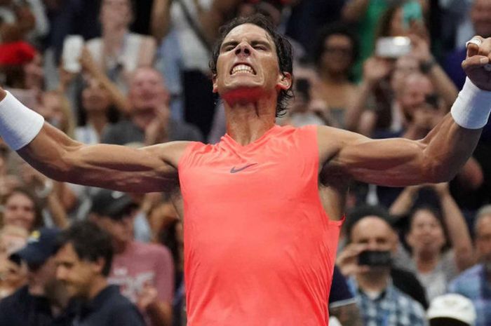 Momen saat Rafael Nadal merayakan keberhasilannya meraih kemenangan pada partai babak ketiga US Open 2018 yang digelar Jumat (31/8/2018) waktu Amerika Serikat.
