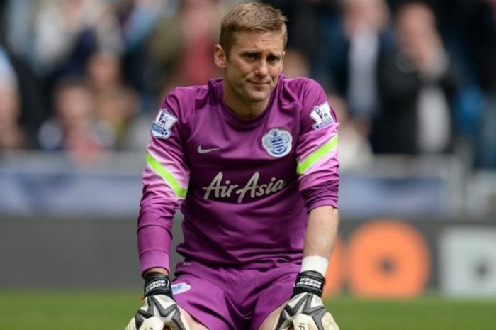 Ekspresi Robert Green saat membela QPR dalam laga Liga Inggris kontra Manchester City di Etihad Stadium, Manchester, 10 Mei 2015.