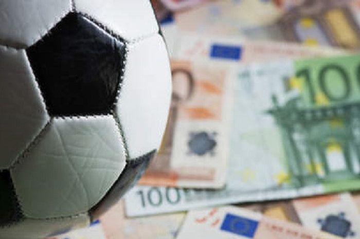 Uang dan Sepakbola