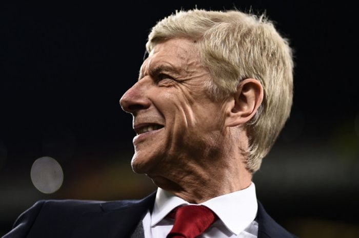 Ekspresi Manajer Arsenal, Arsene Wenger, dalam laga leg pertama babak 16 besar Liga Europa kontra AC Milan di Stadion San Siro, Milan, Italia, pada 8 Maret 2018.