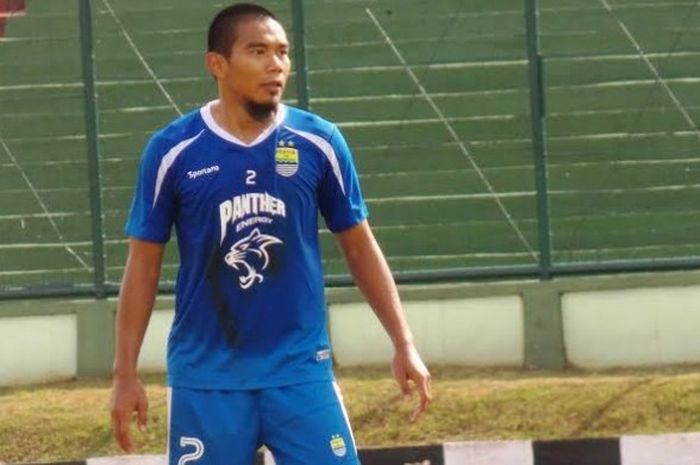 Bek Persib, Wildansyah saat membela timnya dalam laga uji coba kontra PPLM Purwakarta di Stadion Siliwangi, Kota Bandung pada Sabtu (28/1/2017). 