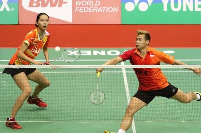 Pasangan ganda campuran Indonesia, Riky Widianto/Gloria Emanuelle Widjaja, ketika tampil pada babak perempat final Taiwan Terbuka di Taipei Arena, Jumat (1/7/2016).