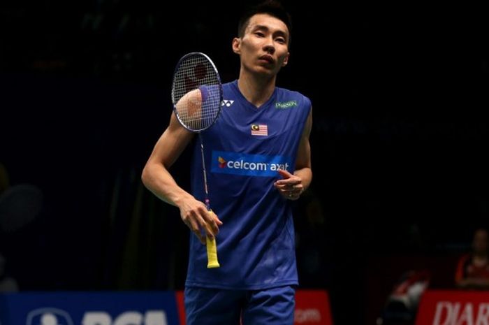 Pebulu tangkis tunggal putra Malaysia, Lee Chong Wei, saat bertanding melawan Wang Zhengming (China) pada laga babak perempat final turnamen BCA Indonesia Open Superseries Premier yang berlangsung di Istora Gelora Bung Karno, Senayan, Jakarta, Jumat (3/6/2016).