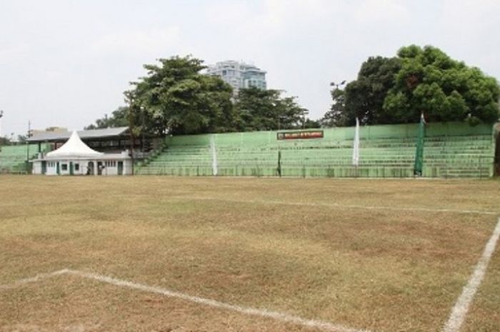 Suasana Stadion Kebun Bunga, Medan.