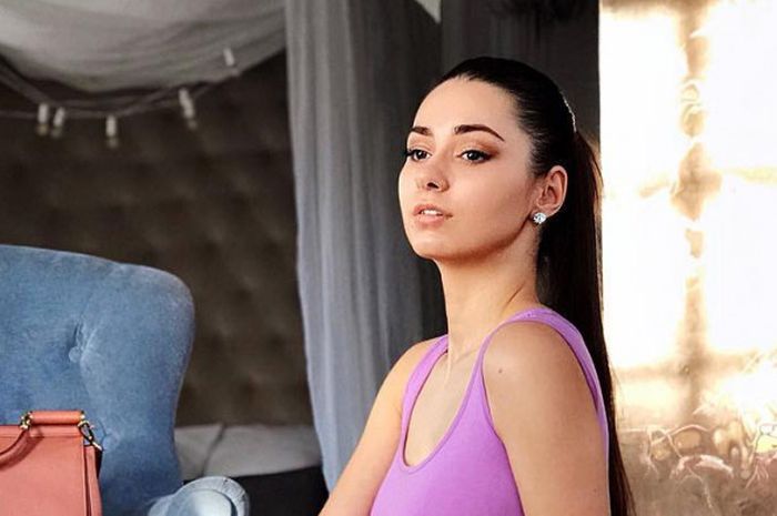 Rusia Ukir Sejarah di Piala Dunia 2018, Helga Lovekaty Langsung Pamer