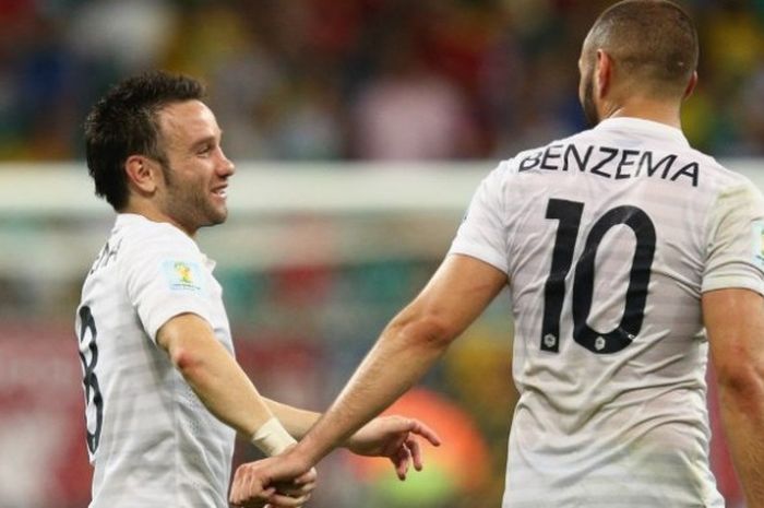 Mathieu Valbuena (kiri) dan Karim Benzema ketika memperkuat Prancis di Piala Dunia 2014