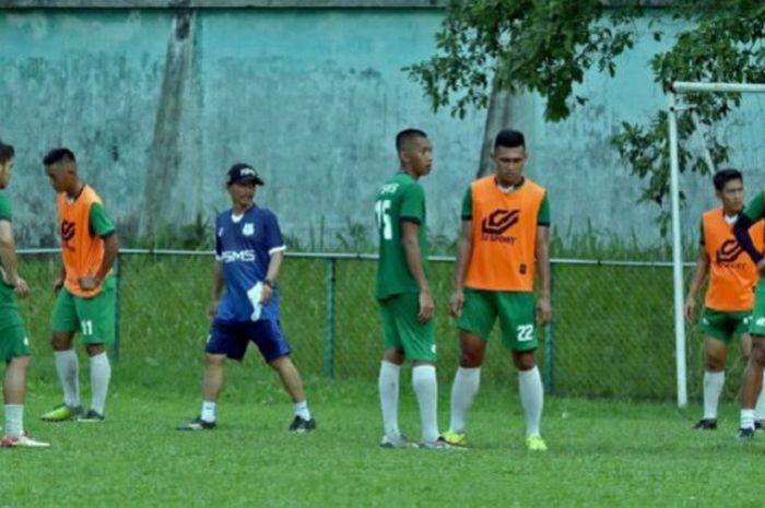 Latihan perdana PSMS Medan di Kebun Bunga, Senin (18/12/2017).