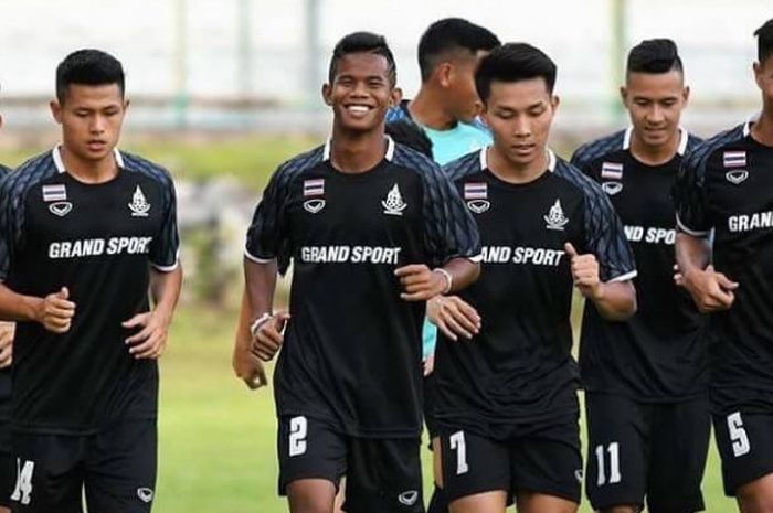 Skuad Timnas Thailand U-22 menjalani sesi latihan jelang laga perdana penyisihan grup SEA Games 2017 kontra Timnas Indonesia U-22