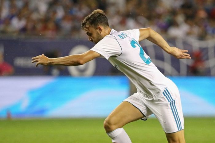 Striker Real Madrid, Borja Mayoral, bersiap melepaskan tendangan dalam laga pramusim kontra MLS All-Stars di Stadion Soldier Field, Chicago, Amerika Serikat, pada 2 Agustus 2017.