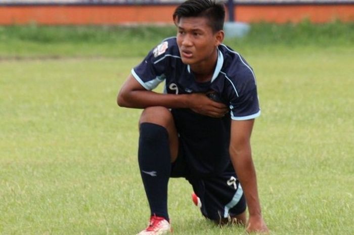 Penyerang muda Nur Hardianto 'pulang' ke markas Persela setelah sempat membela Persegres dan nyaris dikontrak Batam FC.