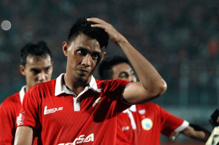 Bek Persija, Maman Abdurrahman seusai timnya dikalahkan Madura United di Stadion Gelora Bangkalan, Minggu (24/7/2016) malam. 