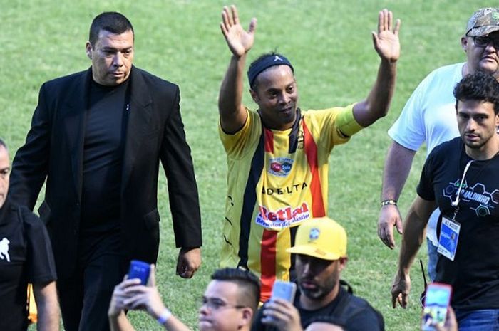 Ronaldinho ketika pertandingan persabatan di Honduras pada Minggu 30 Juli 2017