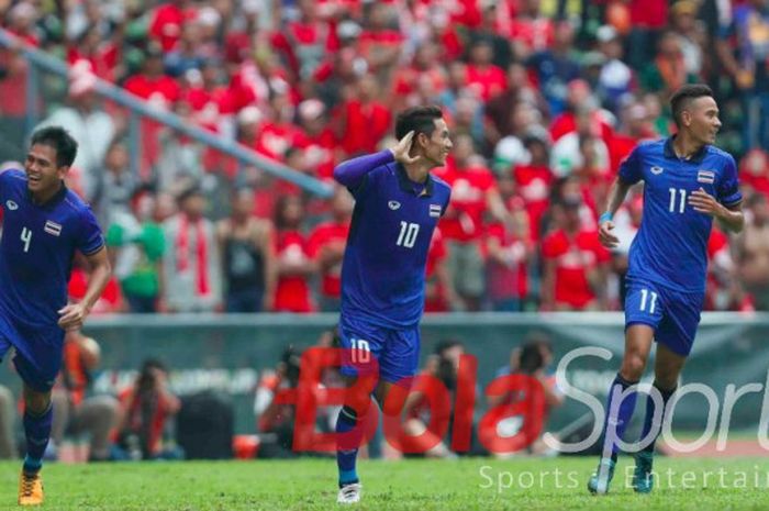 Penyerang timnas Thailand, Chaiyawat Buran, merayakan gol ke gawang Indonesia di laga pembuka Grup B SEA Games 2017 di Stadion Shah Alam, Malaysia, Selasa (15/8/2017).