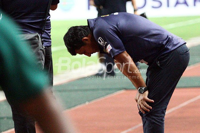 Pelatih Sriwijaya FC, Angel Alfredo Vera, saat masih menahkodai Persebaya