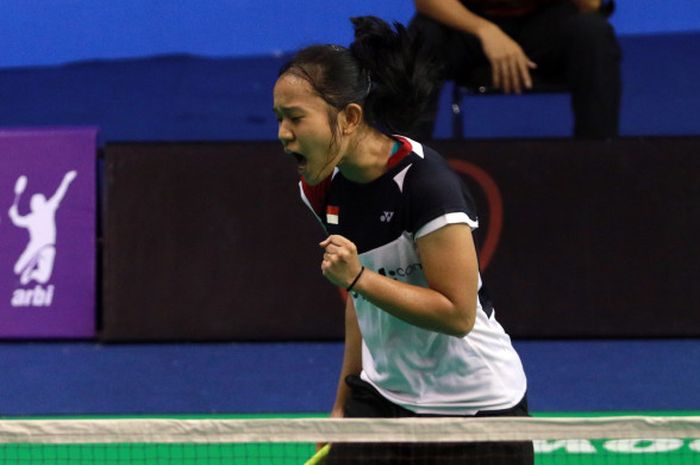 Pebulu tangkis tunggal putri nasional, Aurum Oktavia Winata, bereaksi saat menjalani laga babak kedua Kejuaraan Nasional PBSI 2017 di GOR Sahabudin, Pangkal Pinang, Kepulauan Bangka Belitung, Rabu (29/11/2017).