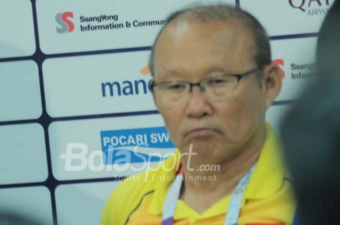 Pelatih timnas U-23 Vietnam, Park Hang-seo dalam jumpa pers pasca laga kontra UEA untuk perebutan posisi ketiga sepak bola Asian Games di Stadion Pakansari, Kabupaten Bogor, Sabtu (1/9/2018).