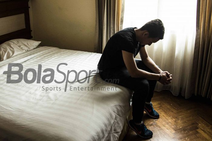 Pemain Timnas U-19 Indonesia Egy Maulana Vikri saat menjalani wawancara eksklusif dengan BolaSport.com di sala satu hotel di Jakarta pada Kamis (19/10/2017).