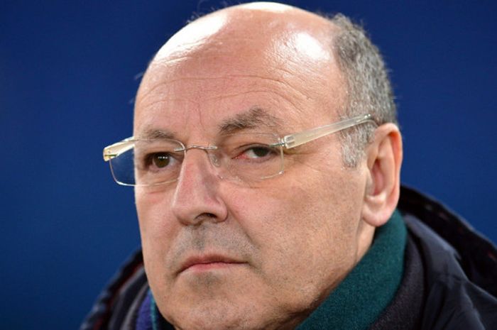 Ekspresi manajer umum Juventus, Giuseppe Marotta, jelang pertandingan Liga Italia 2012-2013 menghadapi AS Roma di Stadion Olimpico, Roma, Italia, pada 16 Februari 2013.