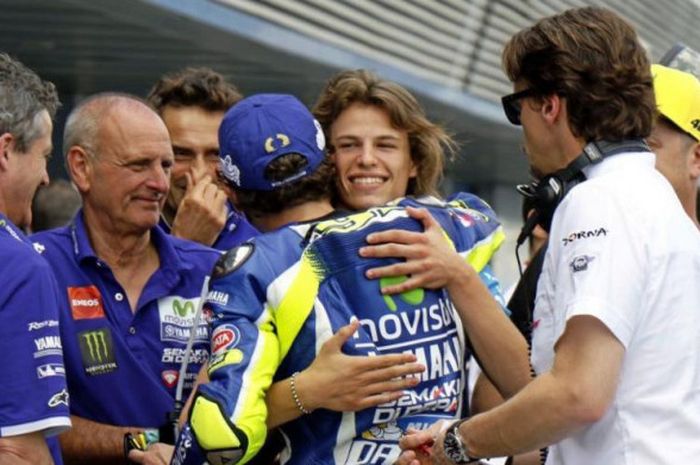 Valentino Rossi dan Nicolo Bulega.