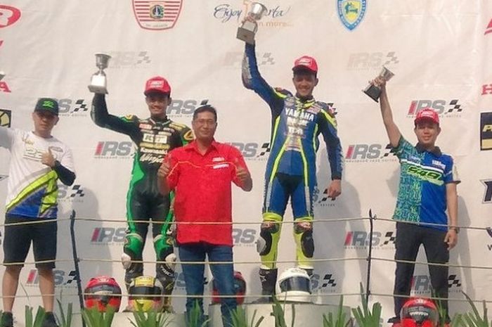 Reynaldo Ratukore keluar sebagai pemenang balapan kedua kelas 250cc pada seri keempat Kejurnas Sport IRC 2017 di di Sentul International Circuit, Minggu (15/10/2017) WIB.