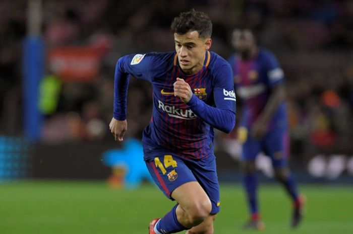      Gelandang FC Barcelona, Philippe Coutinho, beraksi dalam laga leg pertama semifinal Copa del Rey kontra Valencia di Stadion Camp Nou, Barcelona, Spanyol, pada 1 Februari 2018.     