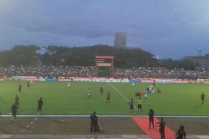 Laga PSM Makassar vs PSIS Semarang, Minggu (25/3/2018).