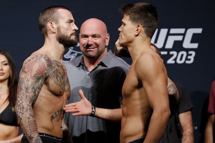 CM Punk vs Mickey Gall.