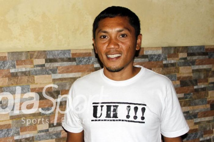 Pelatih Persiter U-17 dan mantan pemain timnas Indonesia, Rachmat Rivai.