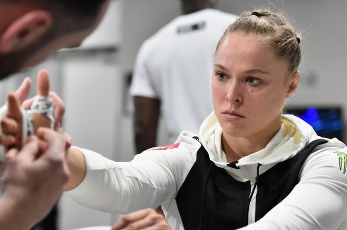 Xnxx Brock Lesner - Mantan Juara Dunia UFC Ronda Rousey Pindah Jalur - Bolasport.com