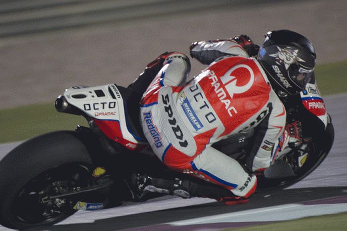 aksi Pebalap dari Inggris Scott Redding saat Moto GP tests di Losail Circuit, tanggal 4 Maret 2016, Doha, Qatar 