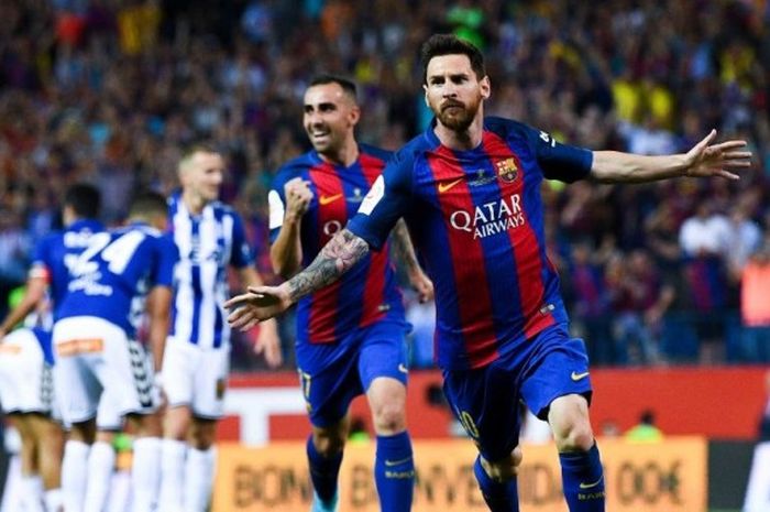 Penyerang Barcelona, Lionel Messi, melakukan selebrasi seusai menjebol gawang Alaves dalam final Copa del Rey di Stadion Vicente Calderon, Madrid, Sabtu (27/5/2017)