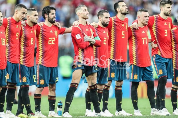 Ekspresi para pemain Spanyol saat menghadapi babak adu penalti melawan Rusia dalam laga babak 16 besar Piala Dunia 2018 di Luzhniki Stadium, Moskow, Rusia pada 1 Juli 2018.