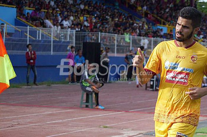 Pemain Sriwijaya FC, Tijani Belaid, akan menjadi andalan Laskar Wong Kito di lini tengah  dalam laga tandang dengan PS TNI di Stadion Pekansari, Cibinong, Kabupaten Bogor, Rabu (25/10/2017) sore.