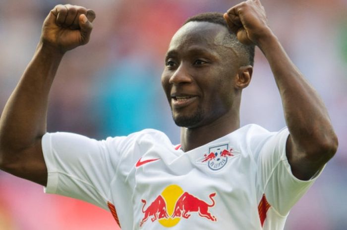 Reaksi gelandang RB Leipzig, Naby Keita, setelah menjebol gawang SV Darmstadt dalam lanjutan Liga Jerman di Leipzig, 1 April 2017.