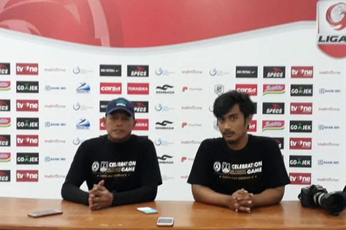 Pelatih kiper PSS Sleman, Listianto Raharjo, pada sesi jumpa pers usai pertandingan Celebration Game kontra Persis Solo di Stadion Maguwoharjo, Sleman, Sabtu (19/1/2019).