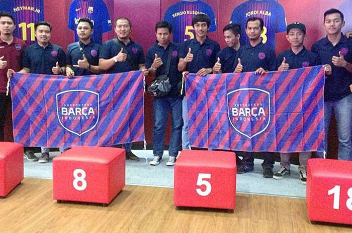 Supporters Barcelona Indonesia di acara Launching Oppo F3 FCB Limited Edition, 7 Agustus 2017.