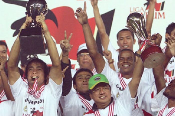 Sriwijaya FC merayakan keberhasilan menjuarai Divisi Utama Liga Indonesia 2007/2008 dan Piala Indonesia 2007/2008.