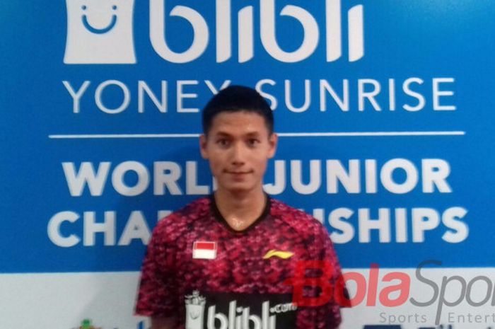 Gatjra Piliang Fiqihilahi Cupu menjadi wakil Indonesia di partai ketiga ditantang tunggal putra Spanyol, Alex Alcala Dominguez pada Kejuaraan Dunia Bulu Tangkis Junior 2017, Yogyakarta, Selasa (11/10/2017).