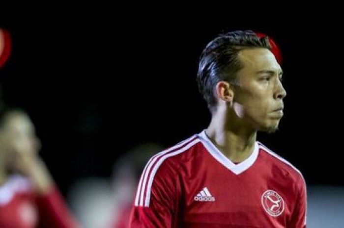 Gaston Salasiwa pemain keturunan Indonesia yang membela Almere City