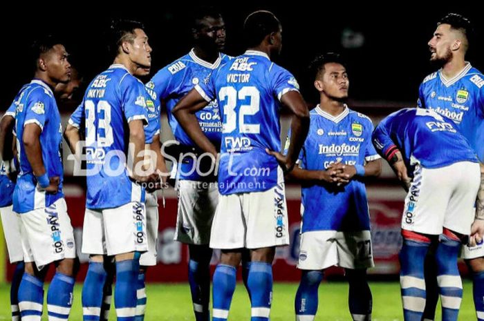  Skuat Persib Bandung pada laga kontra Persija Jakarta di Stadion PTIK, Jakarta, Sabtu (30/6/2018). 