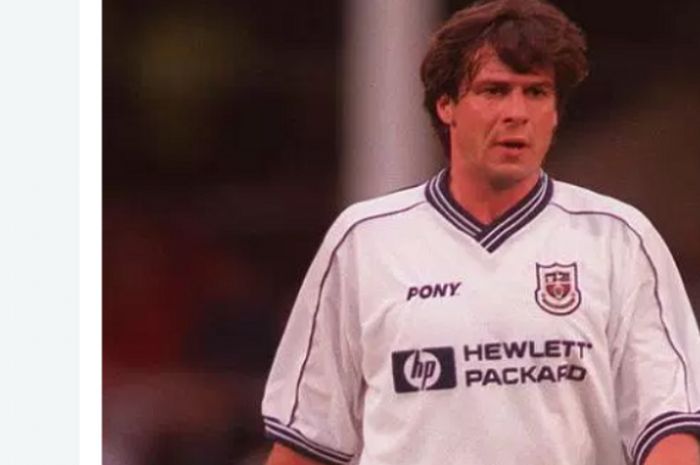 Nicola Beri, mantan gelandang Tottenham Hotspur (1998) asal Italia 