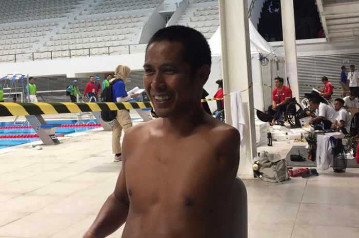 Atlet para swimming Indonesia, Guntur, saat ditemui di sela invitational tournament Asian Para Games di Stadion Akuatik Gelora Bung Karno, Jakarta, Senin (2/7/2018)