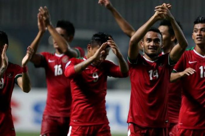 Lima pemain bali united langsung kembali berlatih setelah pulang membela timnas Indonesia demi mempersiapkan laga lanjutan menjamu Arema FC di Stadion Kapten I Wayan Dipta, Gianyar, Bali.