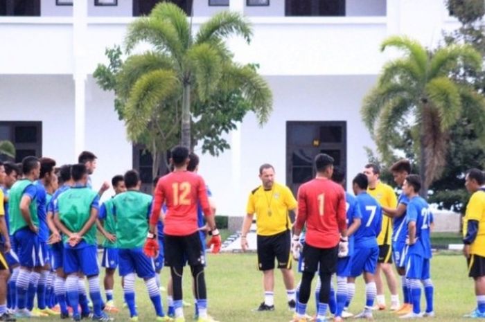 Persib Bandung berencana menggelar pemusatan latihan di Ciamis. 