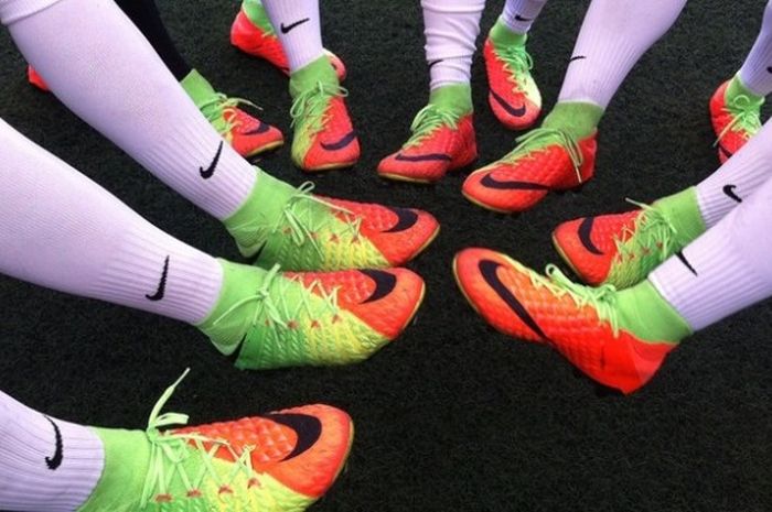 Sepatu sepak bola terbaru Nike, Hypervenom 3