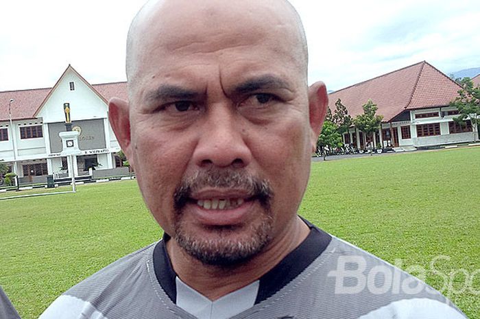 Asisten pelatih Persib, Herrie Setyawan ditemui di Lapangan Sesko AD, Kota Bandung, Rabu (31/1/2018).